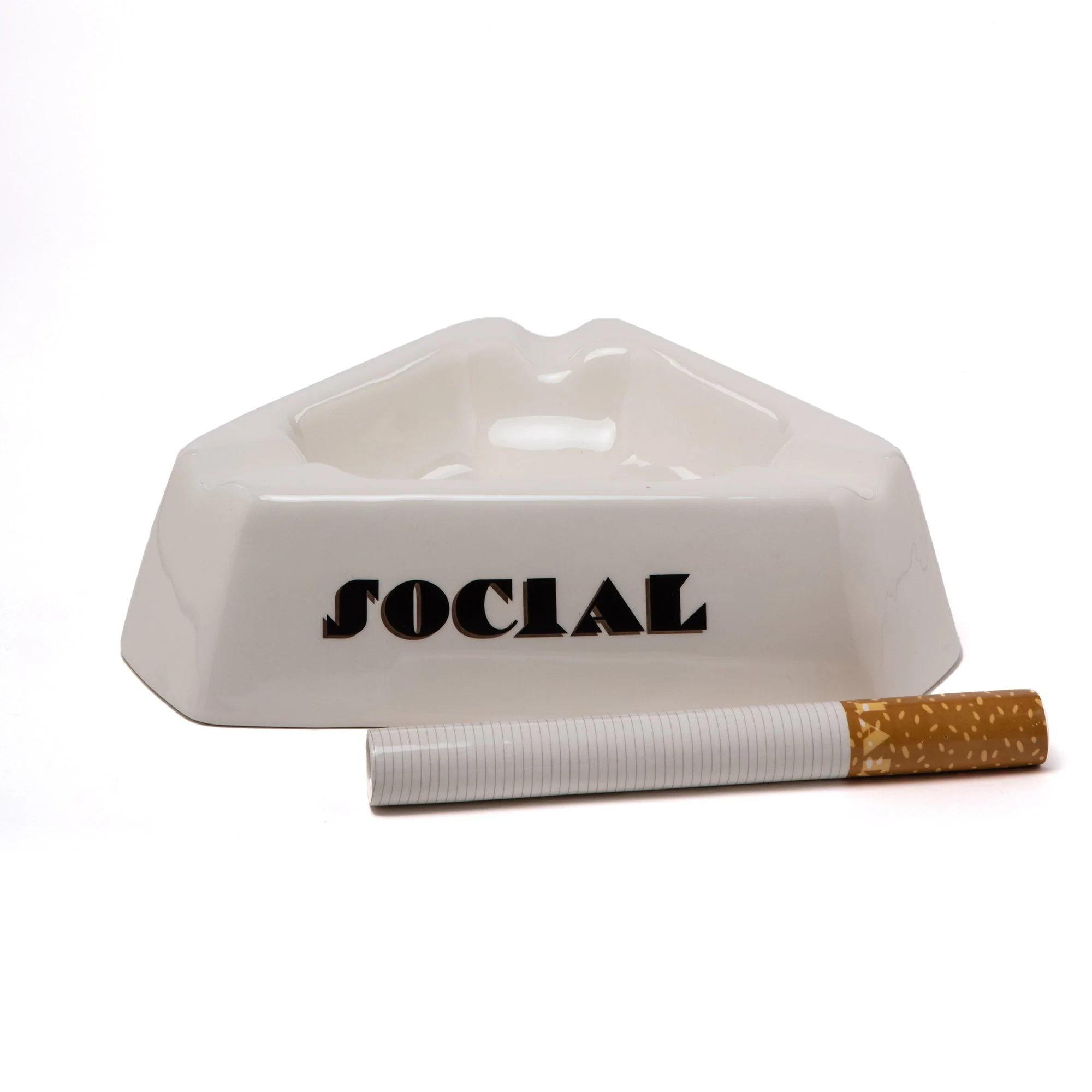 Social Smoker - Image 3